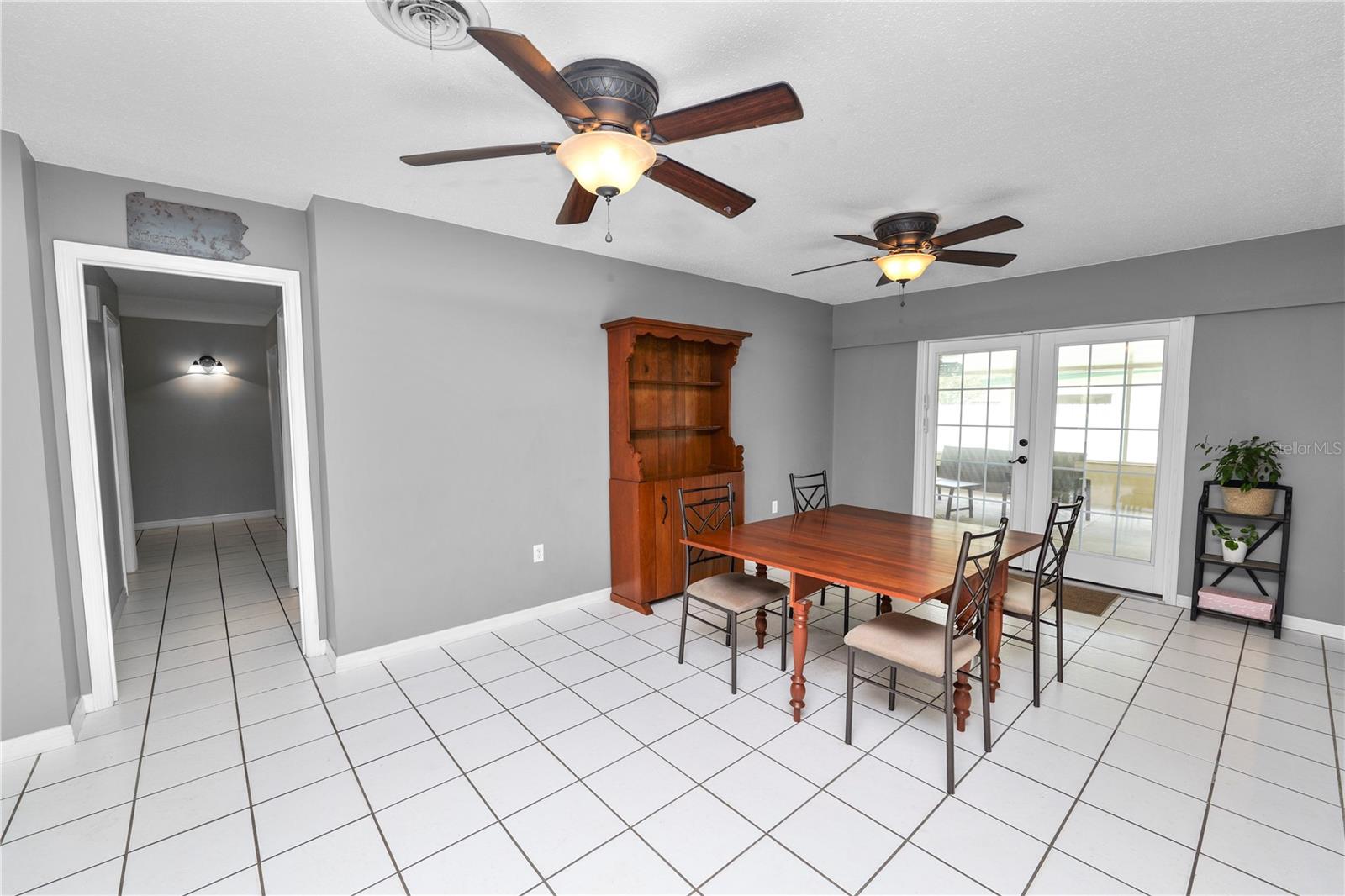 SUNSHINE ACRES - Residential