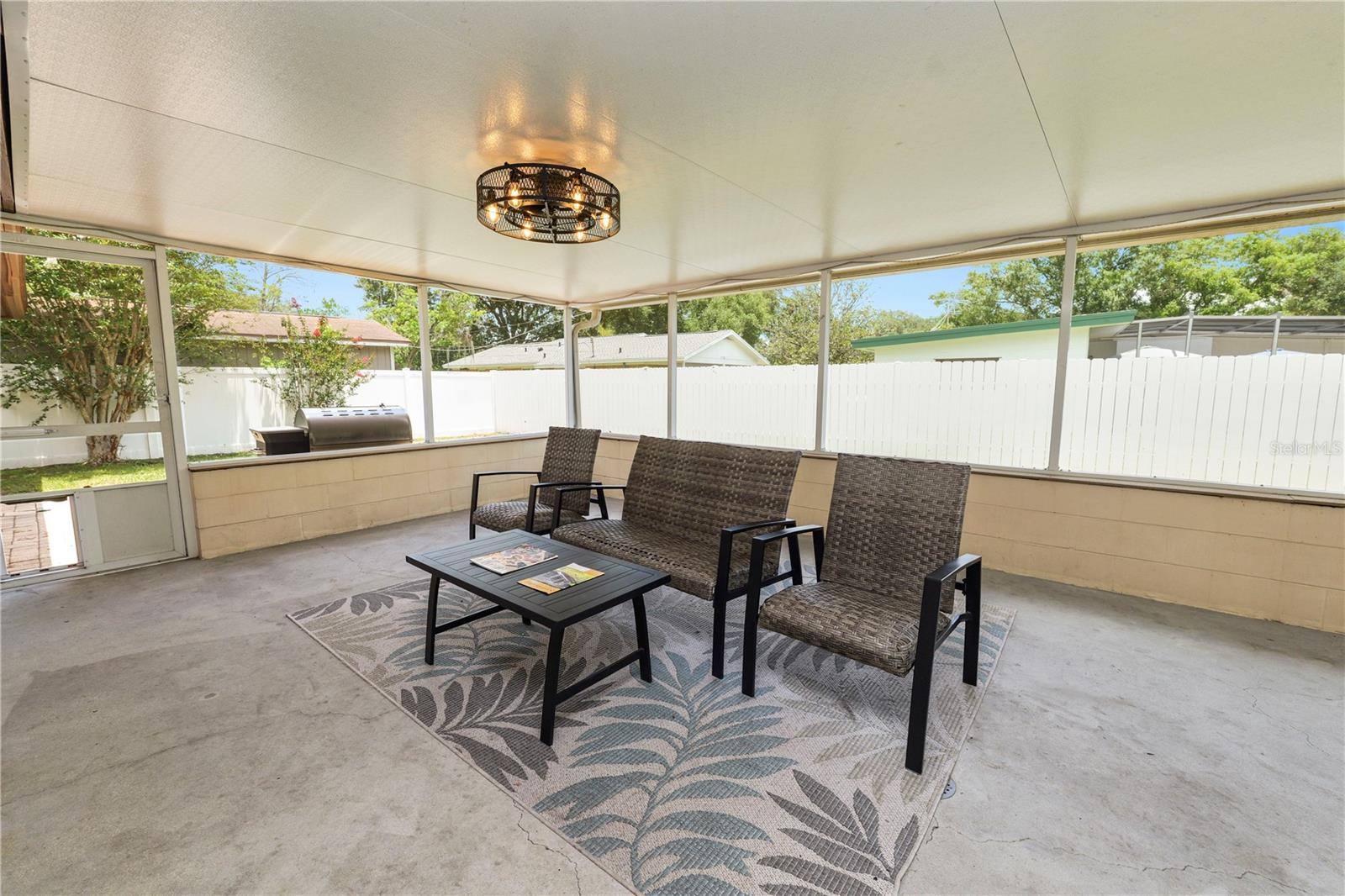 SUNSHINE ACRES - Residential