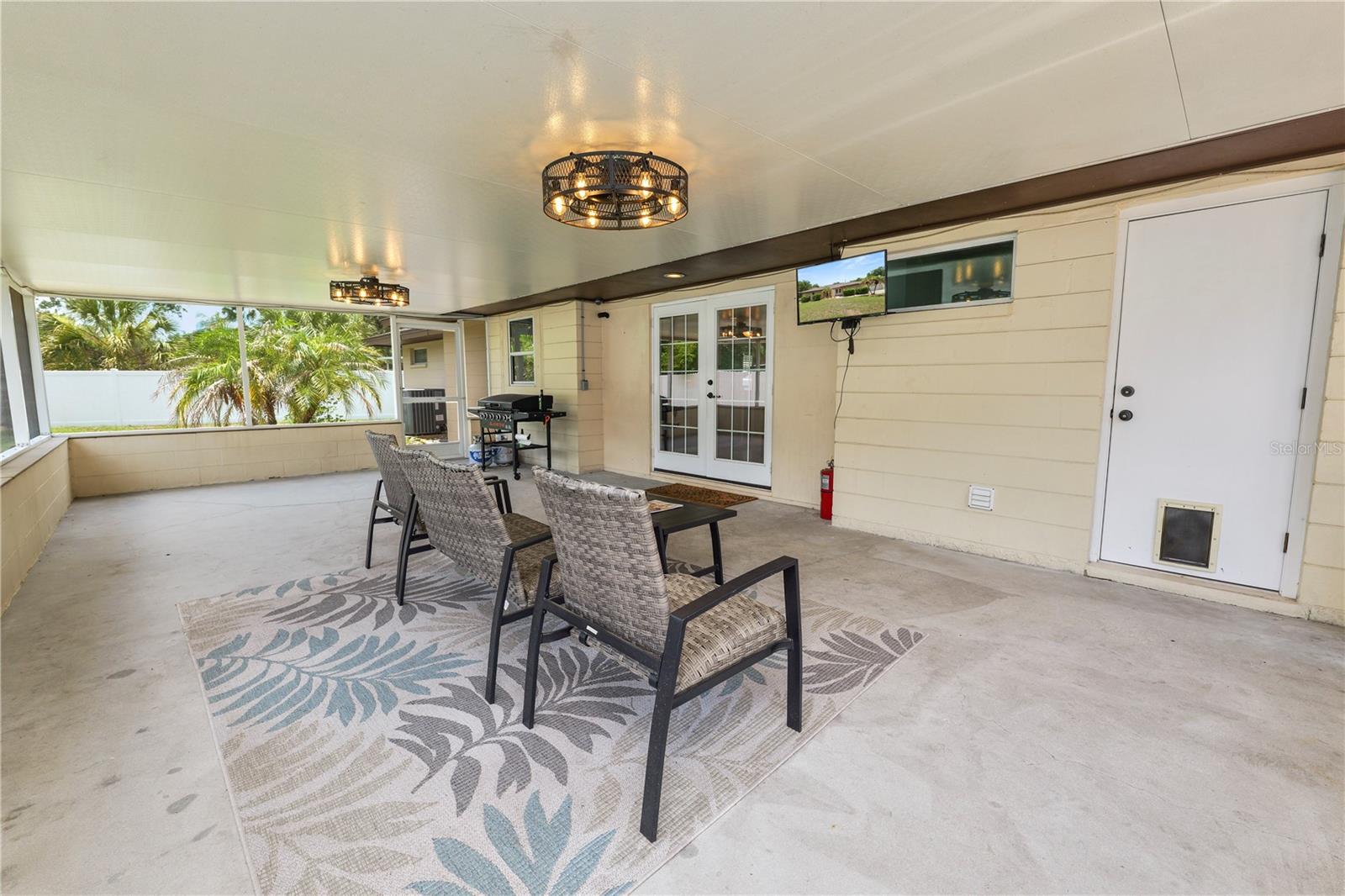 SUNSHINE ACRES - Residential