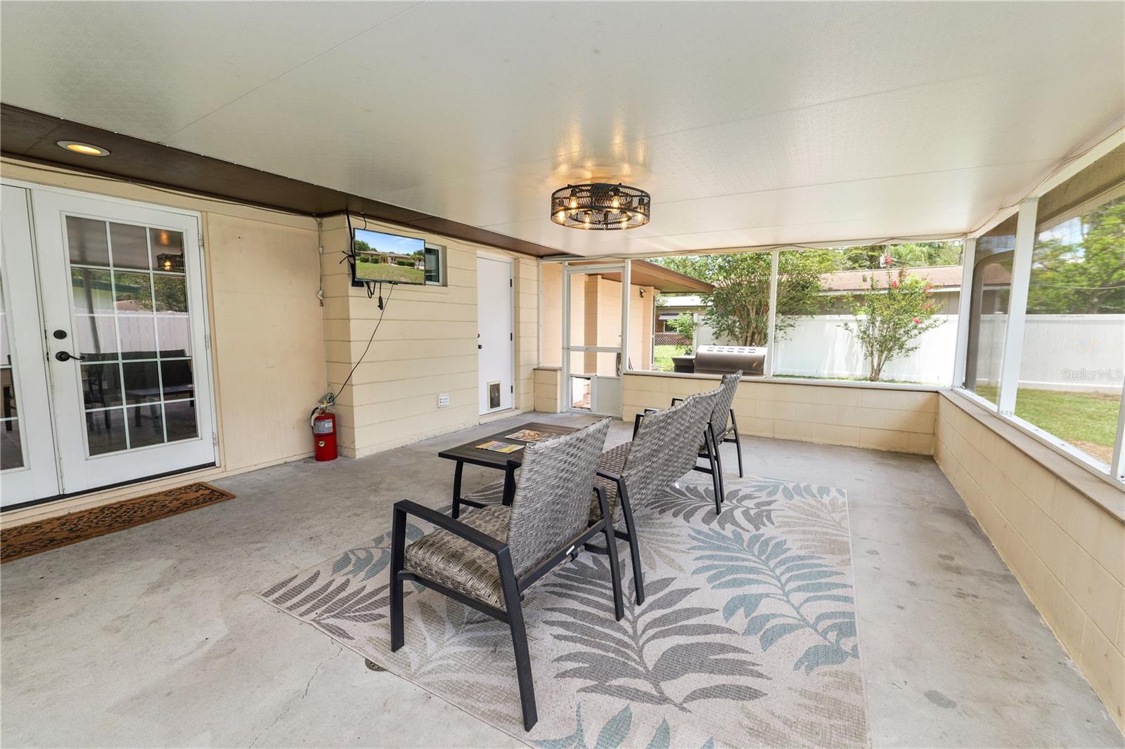 SUNSHINE ACRES - Residential
