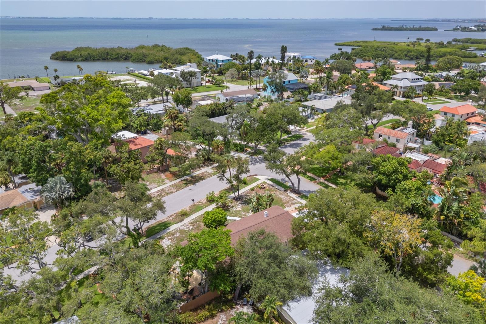 WHITFIELD ESTATES BLKS 14-23 & 26 - Residential