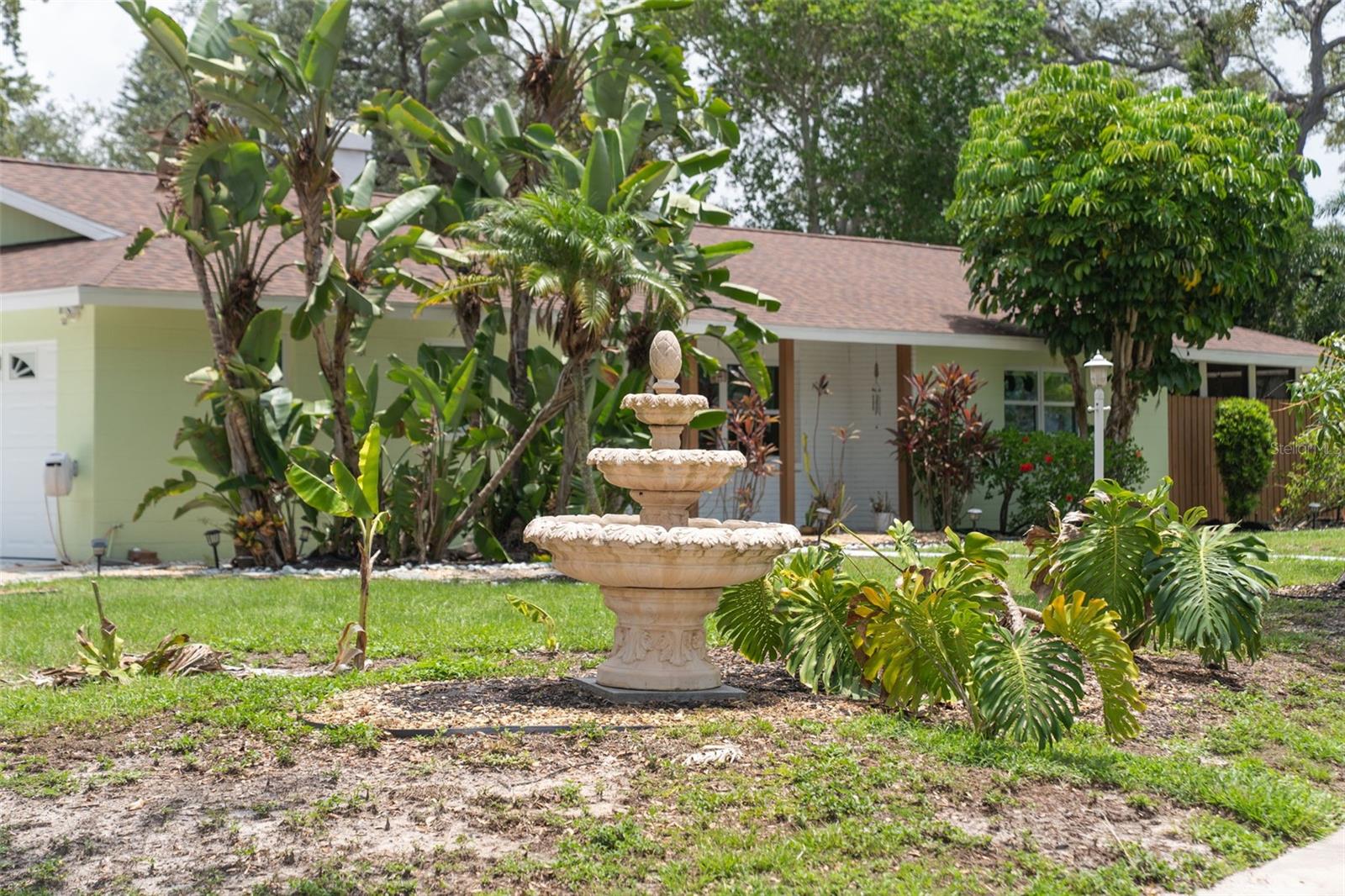 WHITFIELD ESTATES BLKS 14-23 & 26 - Residential