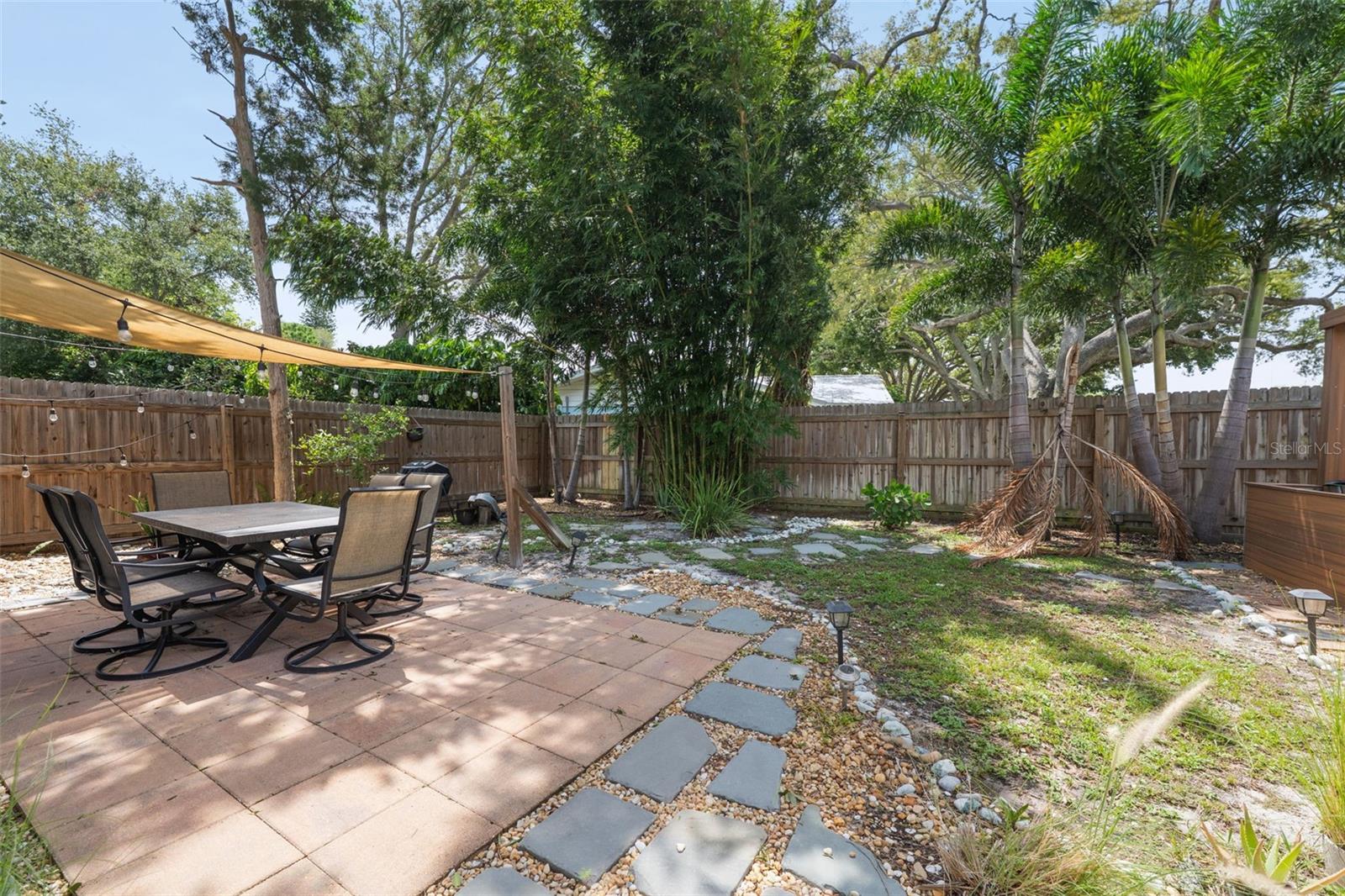 WHITFIELD ESTATES BLKS 14-23 & 26 - Residential