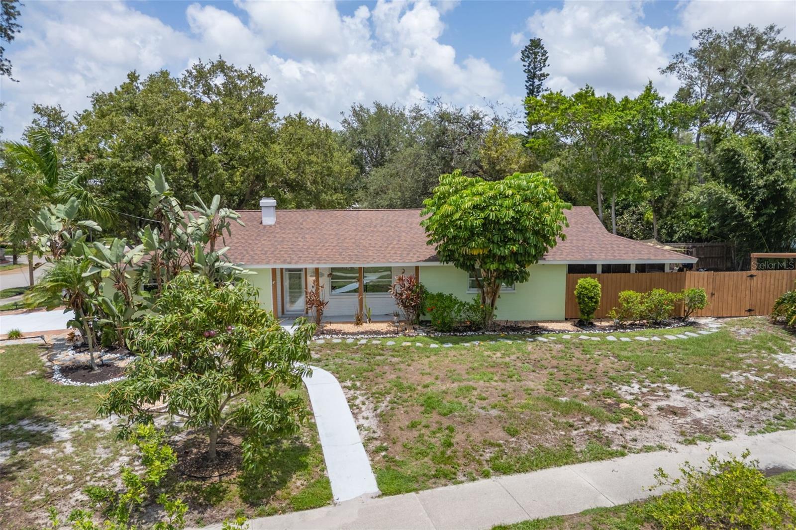 WHITFIELD ESTATES BLKS 14-23 & 26 - Residential