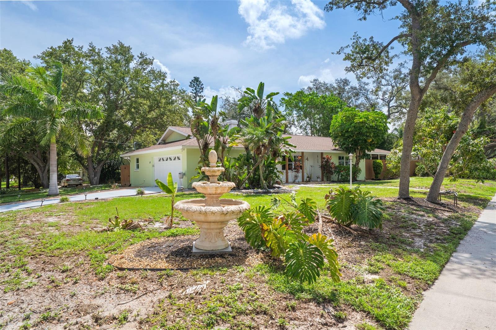 WHITFIELD ESTATES BLKS 14-23 & 26 - Residential