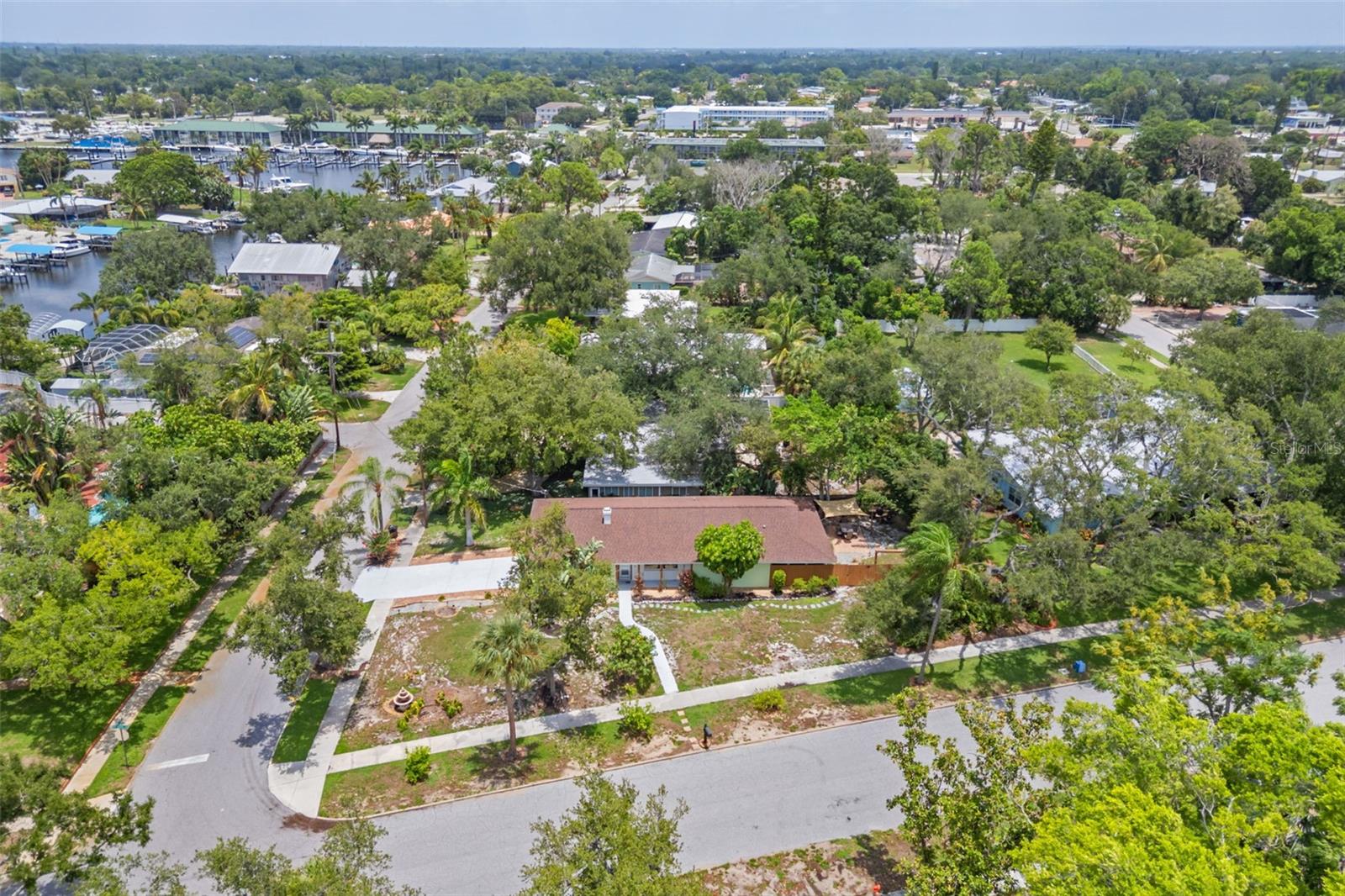 WHITFIELD ESTATES BLKS 14-23 & 26 - Residential