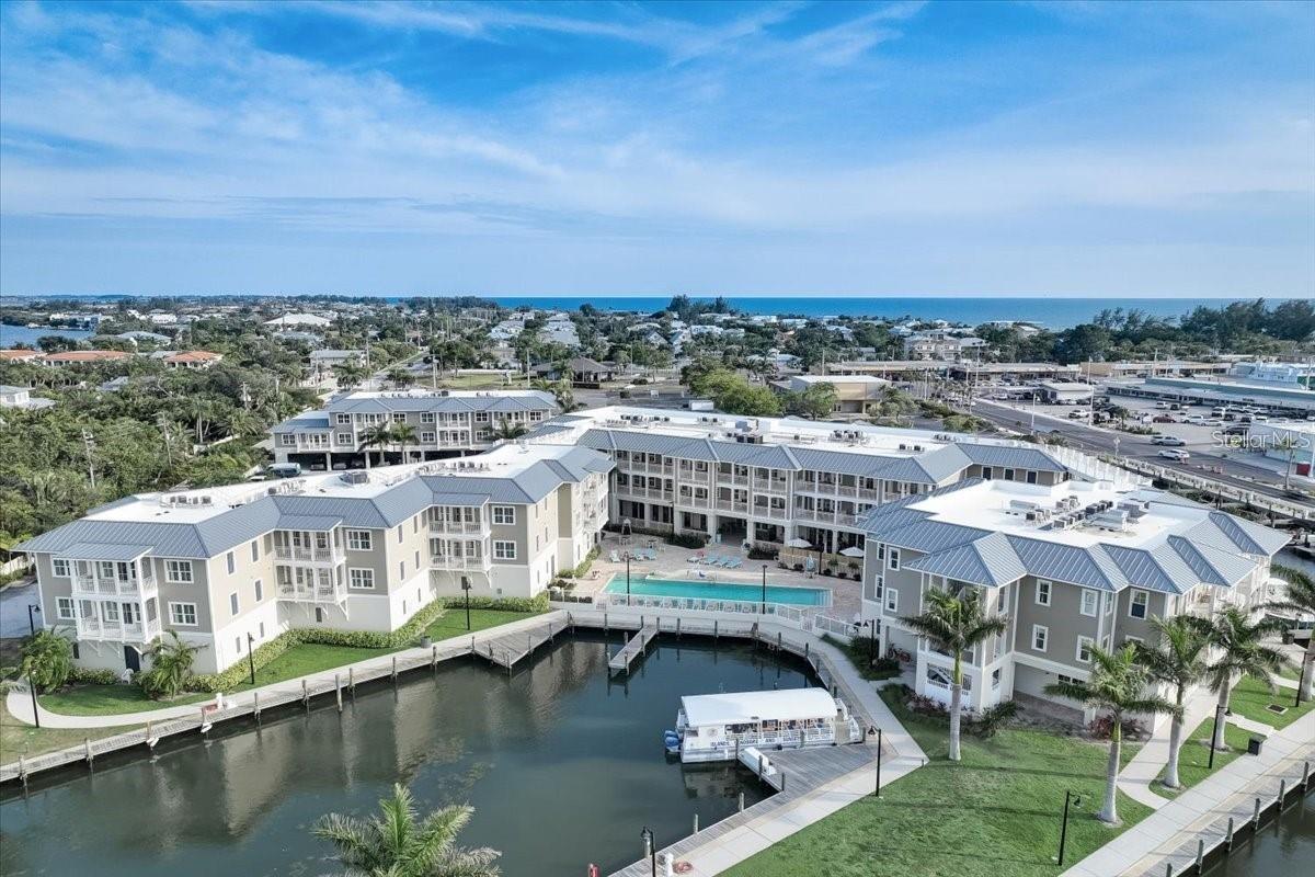 WATERLINE VILLAS & MARINA - Residential