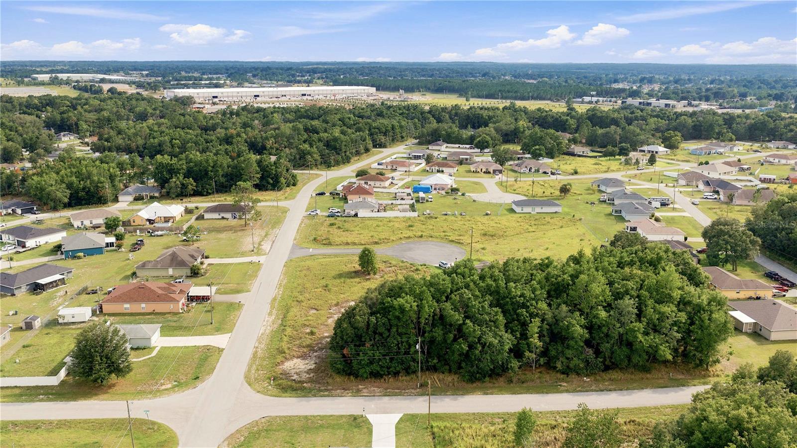 SILVER SPRINGS SHORES - Land
