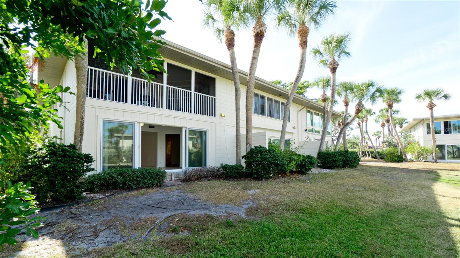 WHITNEY BEACH - Residential