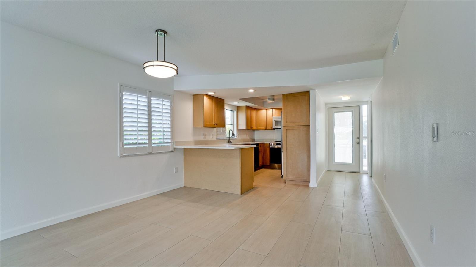 WHITNEY BEACH - Residential