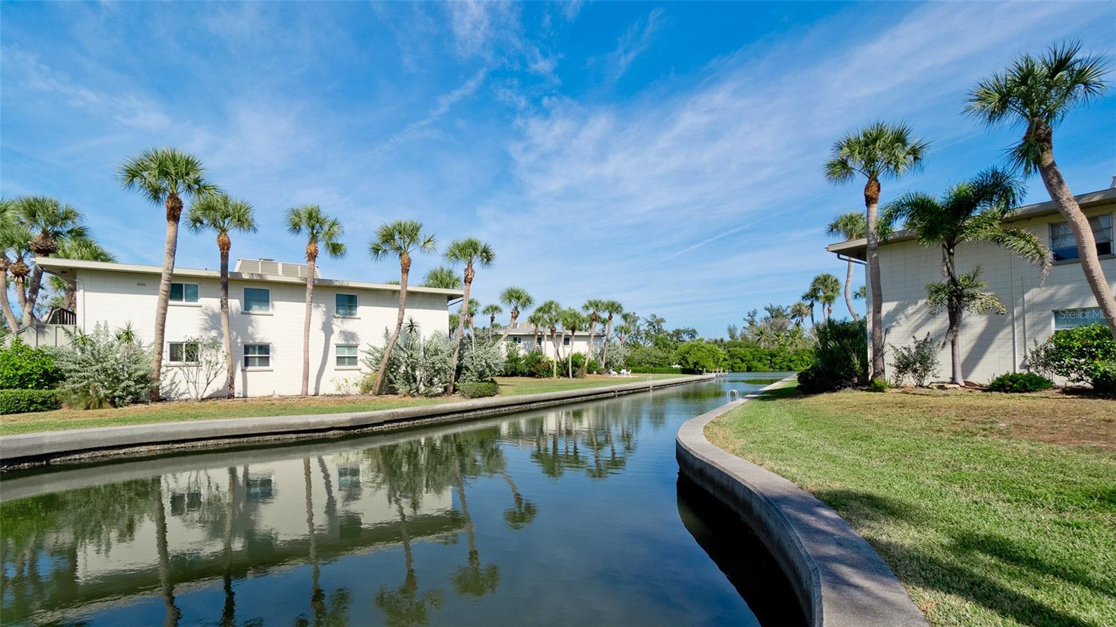 WHITNEY BEACH - Residential