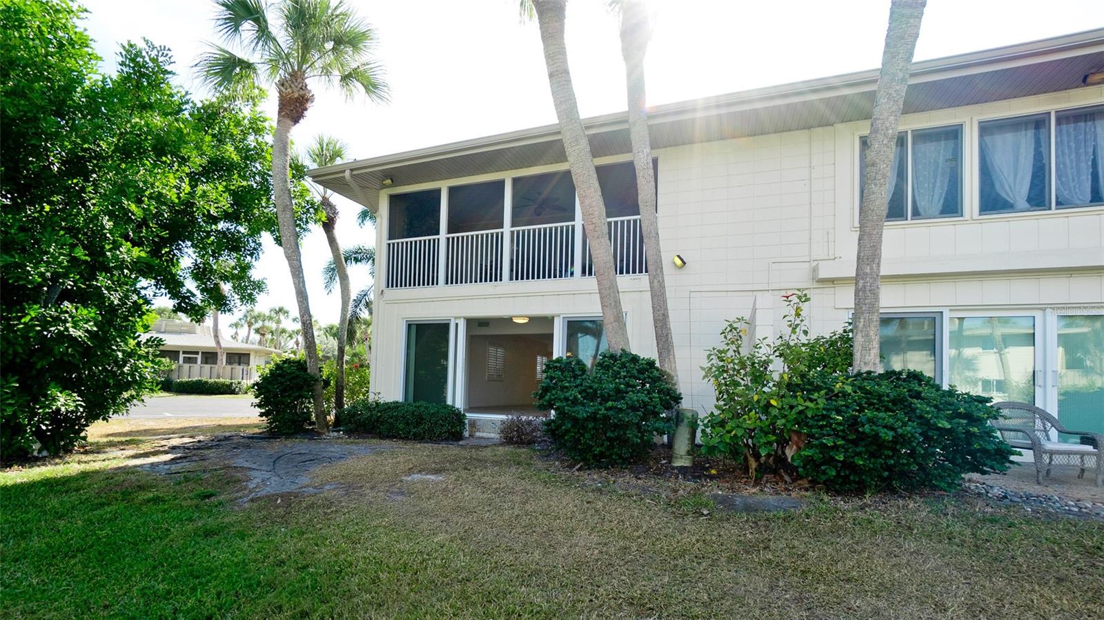 WHITNEY BEACH - Residential