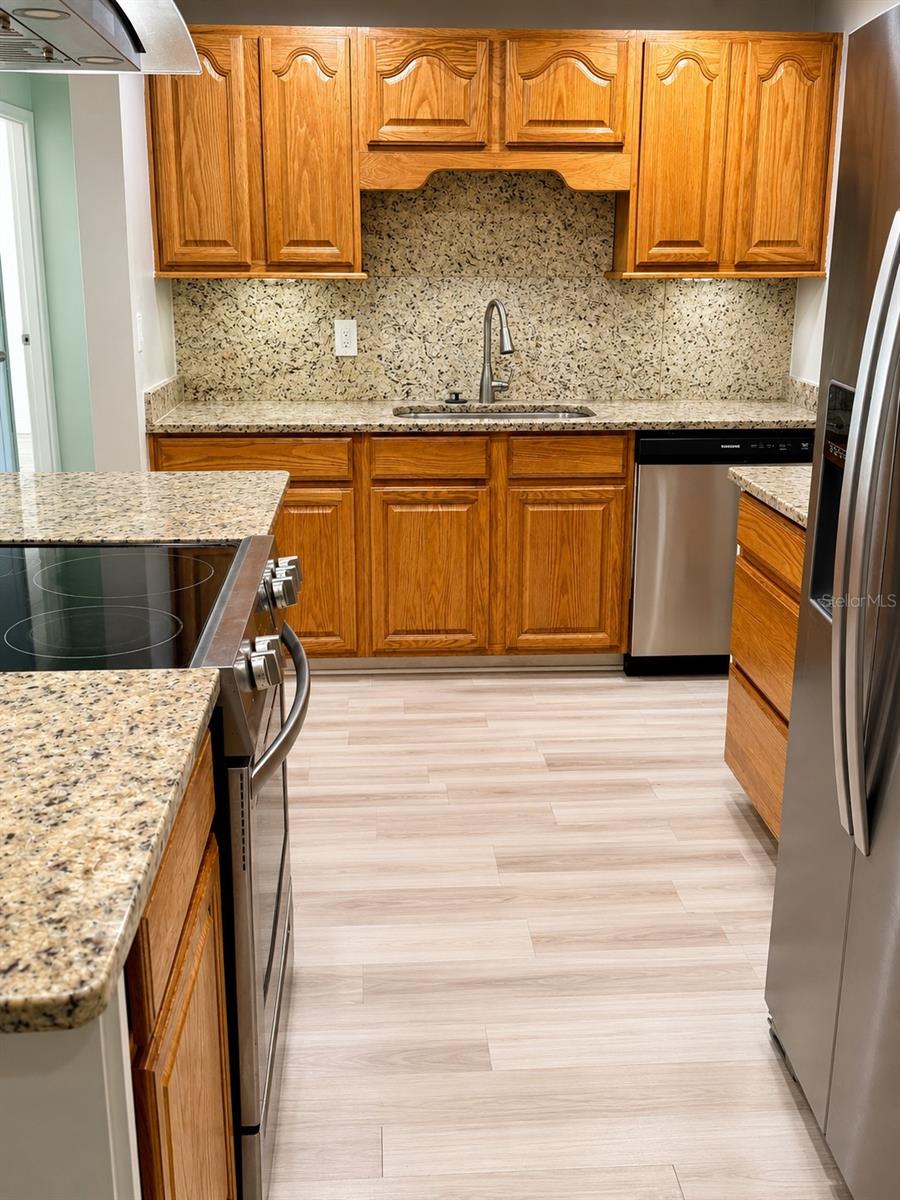 LAKE MANN ESTATES - Residential