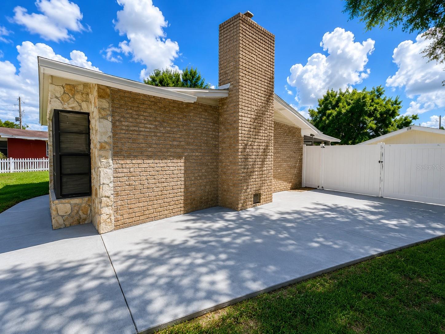 LAKE MANN ESTATES - Residential