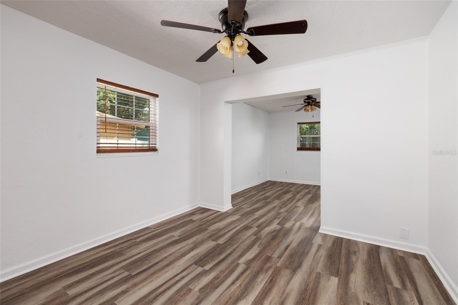 OAK GROVE MANOR - Residential