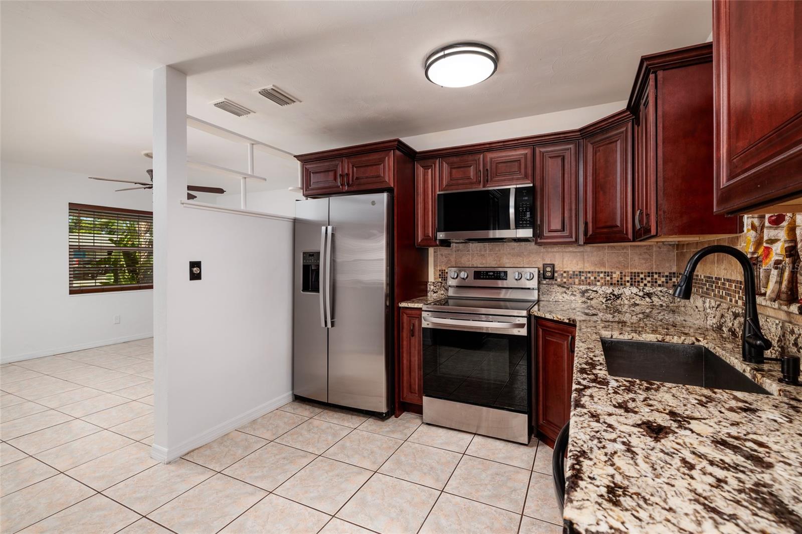 OAK GROVE MANOR - Residential