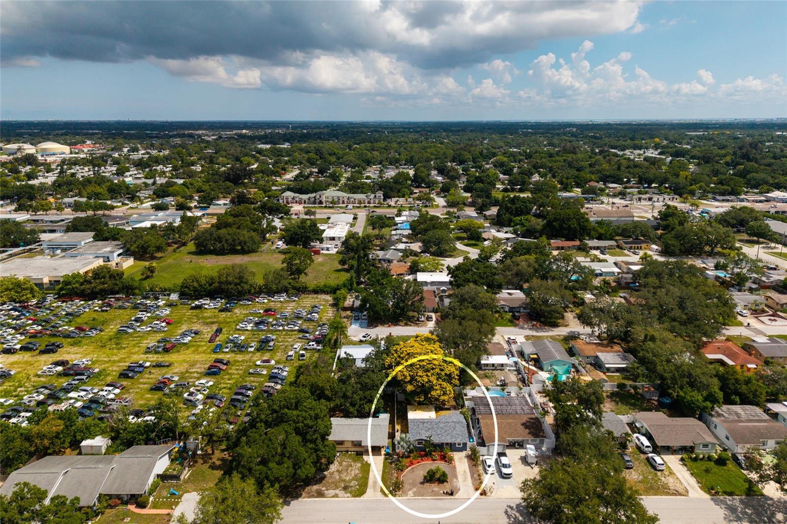 OAK GROVE MANOR - Residential