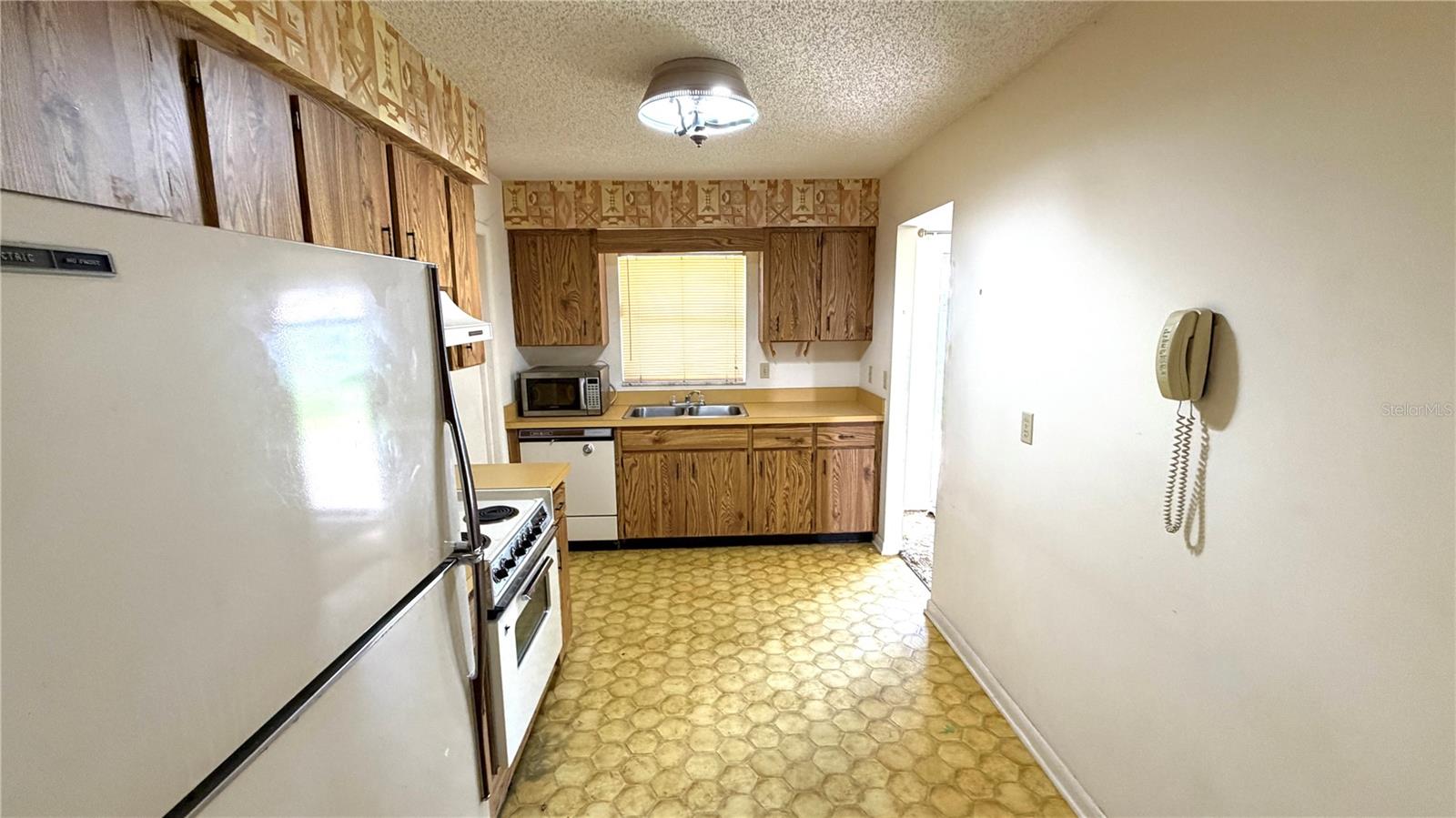 MEADOWS - Residential