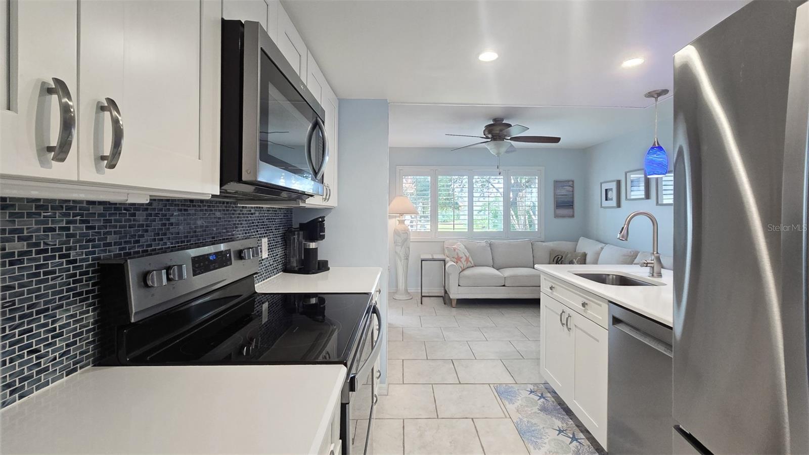 VILLAGES/SEAPORT - Residential Lease