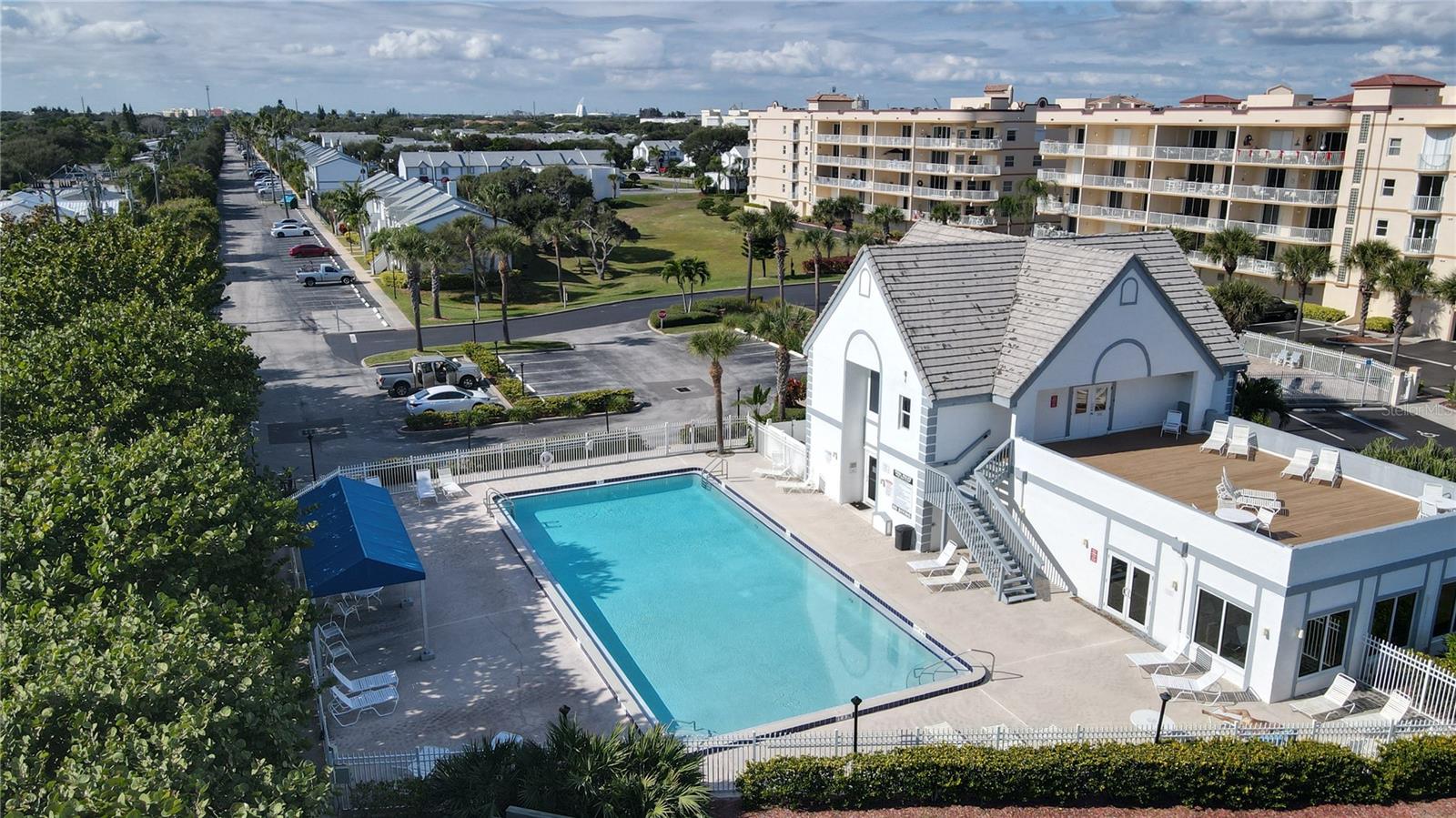 VILLAGES/SEAPORT - Residential Lease