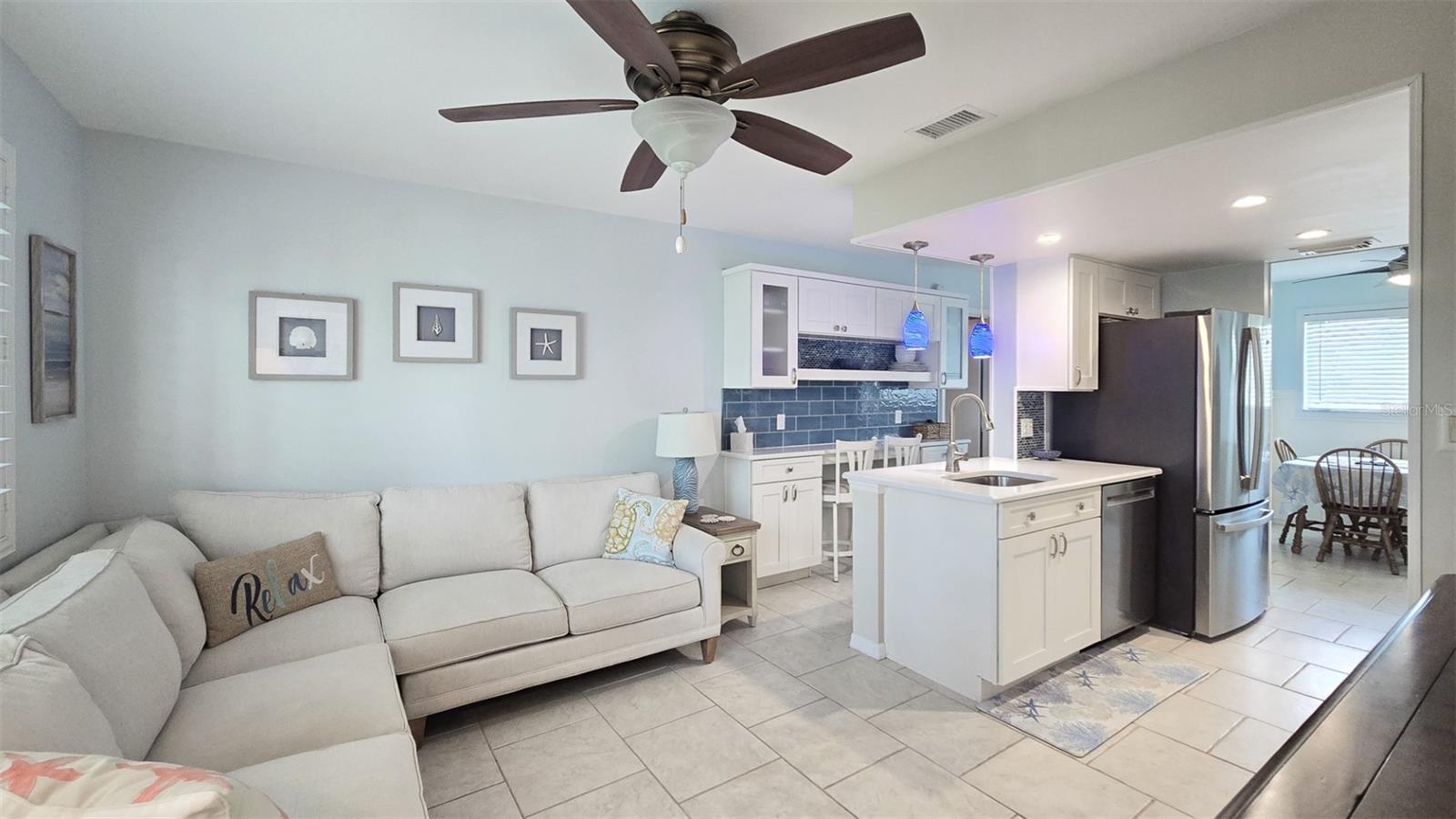 VILLAGES/SEAPORT - Residential Lease