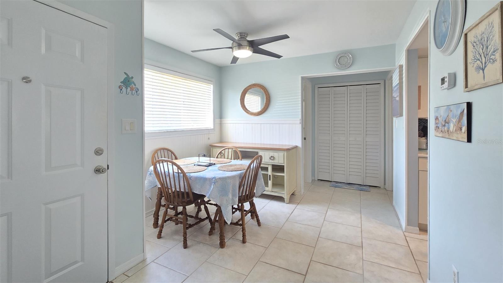 VILLAGES/SEAPORT - Residential Lease