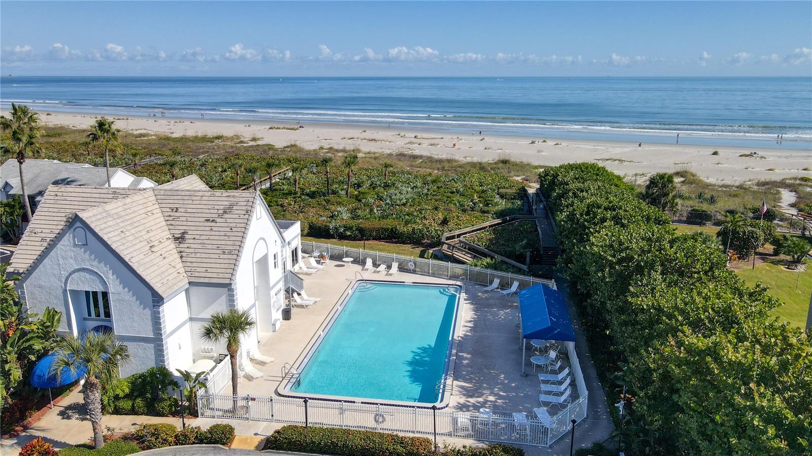 VILLAGES/SEAPORT - Residential Lease