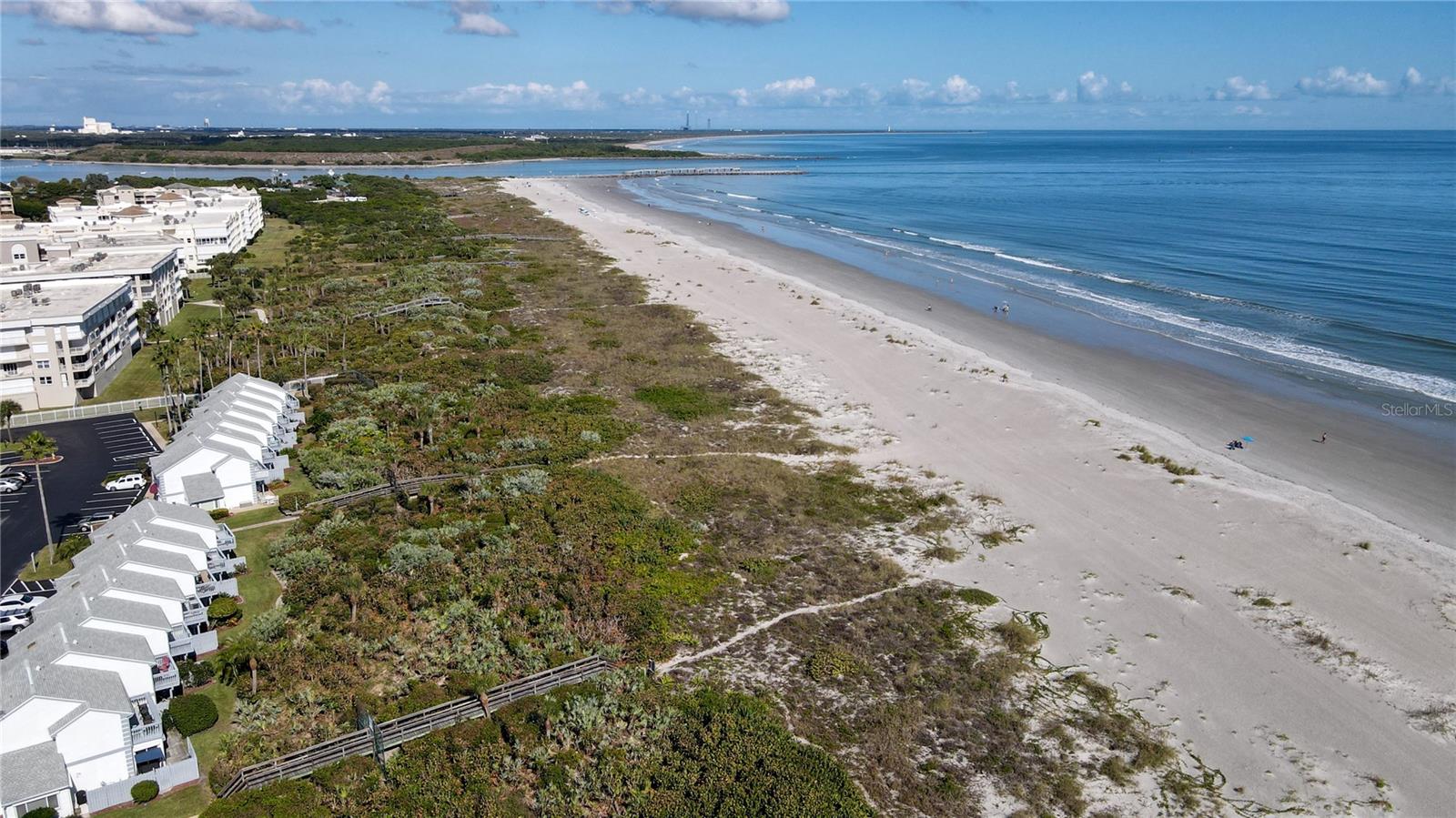 VILLAGES/SEAPORT - Residential Lease