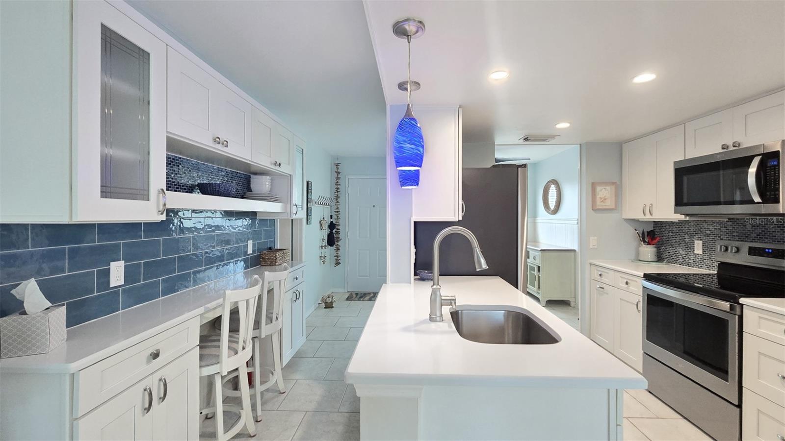 VILLAGES/SEAPORT - Residential Lease