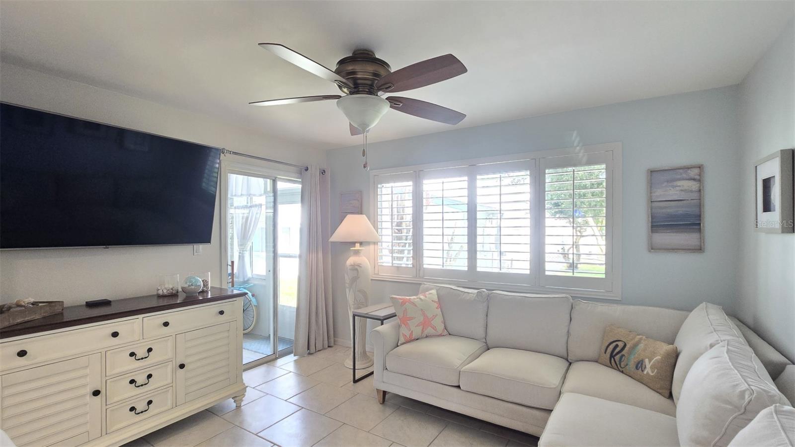 VILLAGES/SEAPORT - Residential Lease