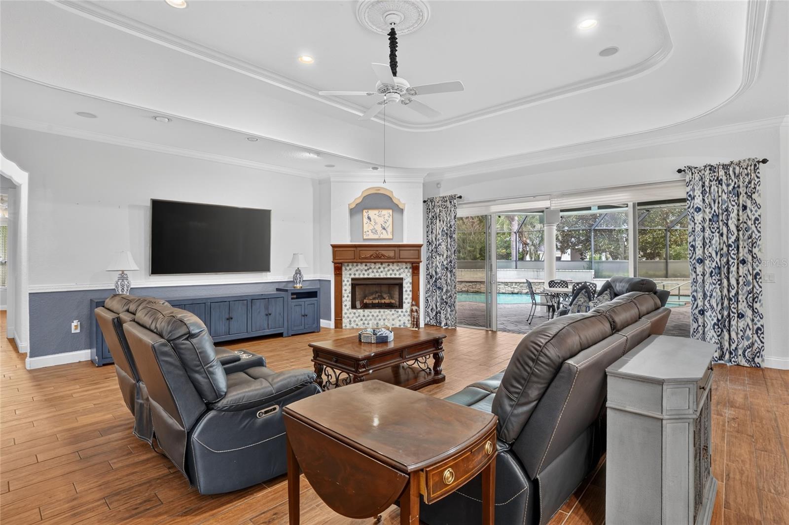 WATERFORD OAKS - Residential
