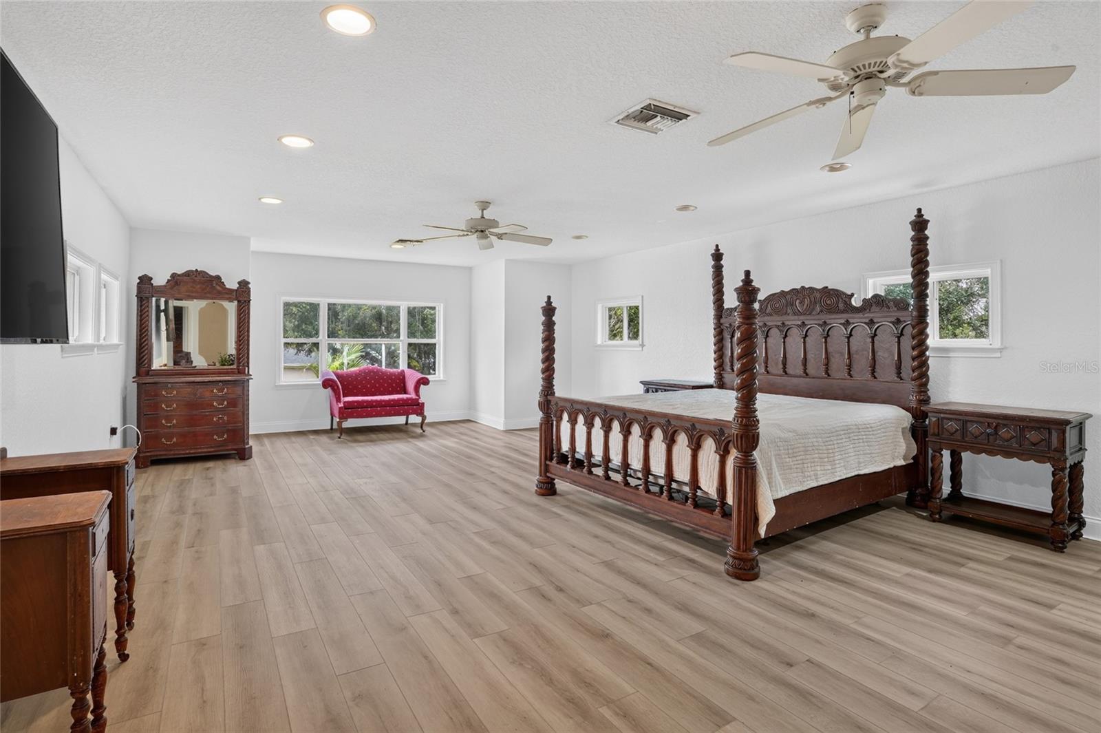 WATERFORD OAKS - Residential