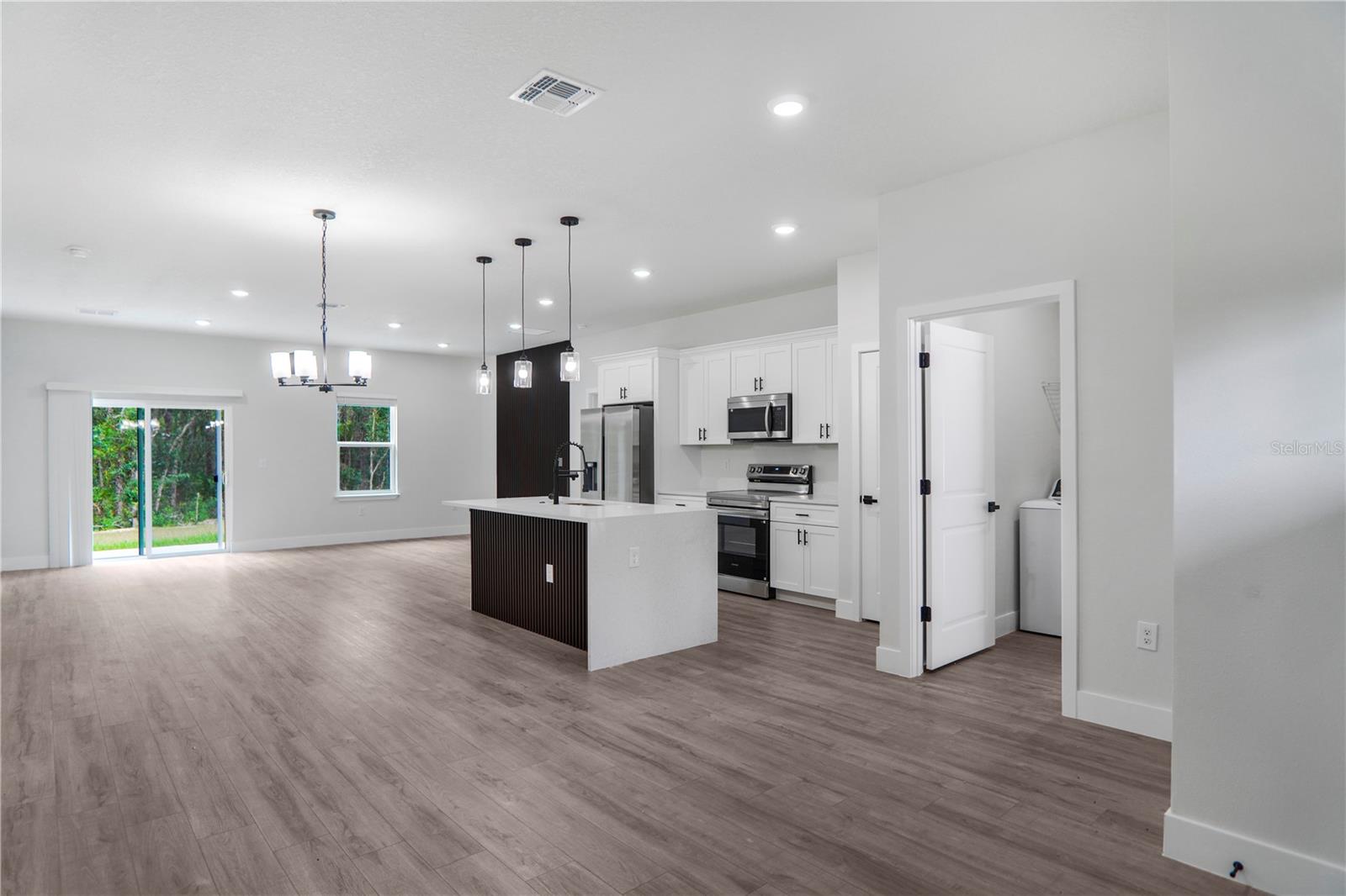 CITRUS SPGS UNIT 07 - Residential