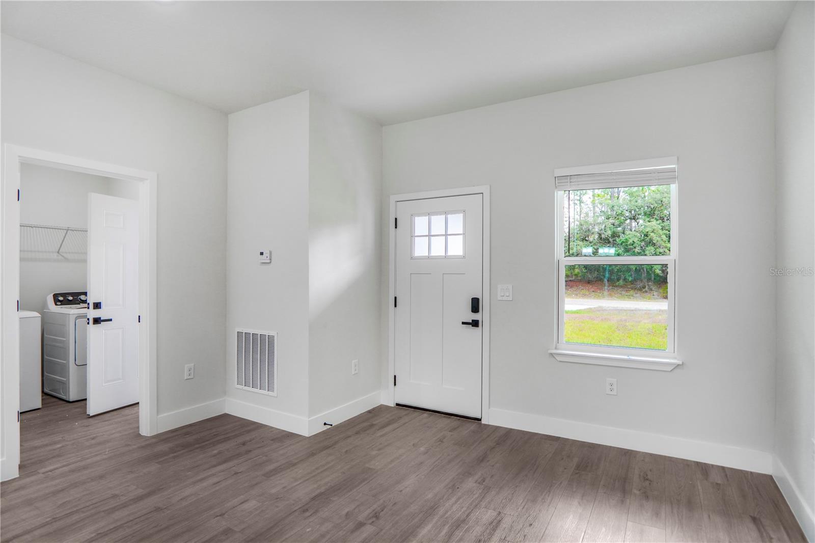 CITRUS SPGS UNIT 07 - Residential