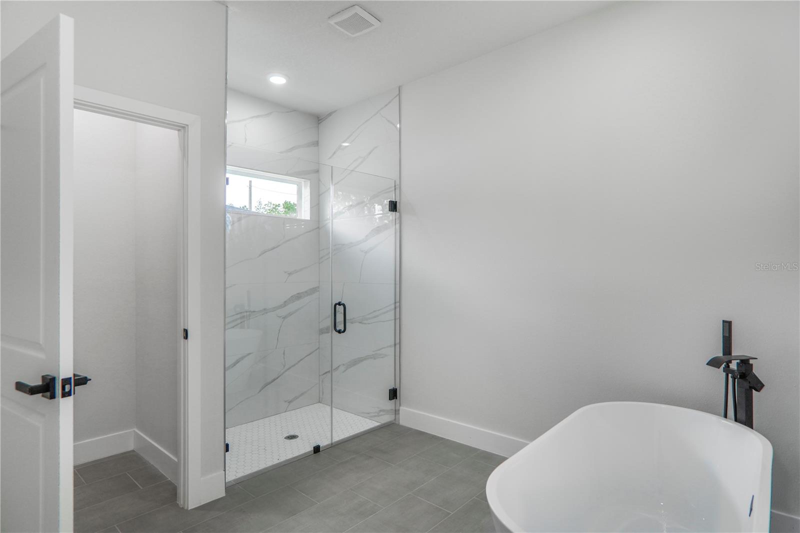 CITRUS SPGS UNIT 07 - Residential