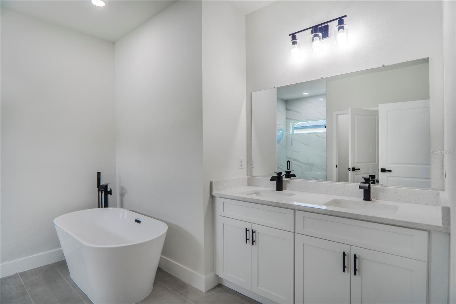 CITRUS SPGS UNIT 07 - Residential