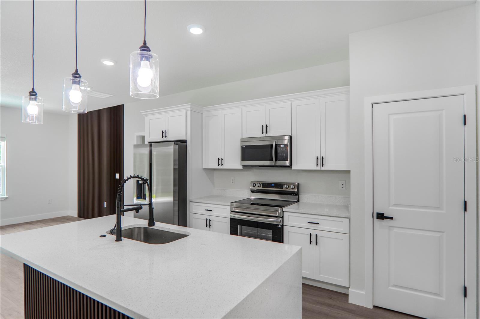 CITRUS SPGS UNIT 07 - Residential