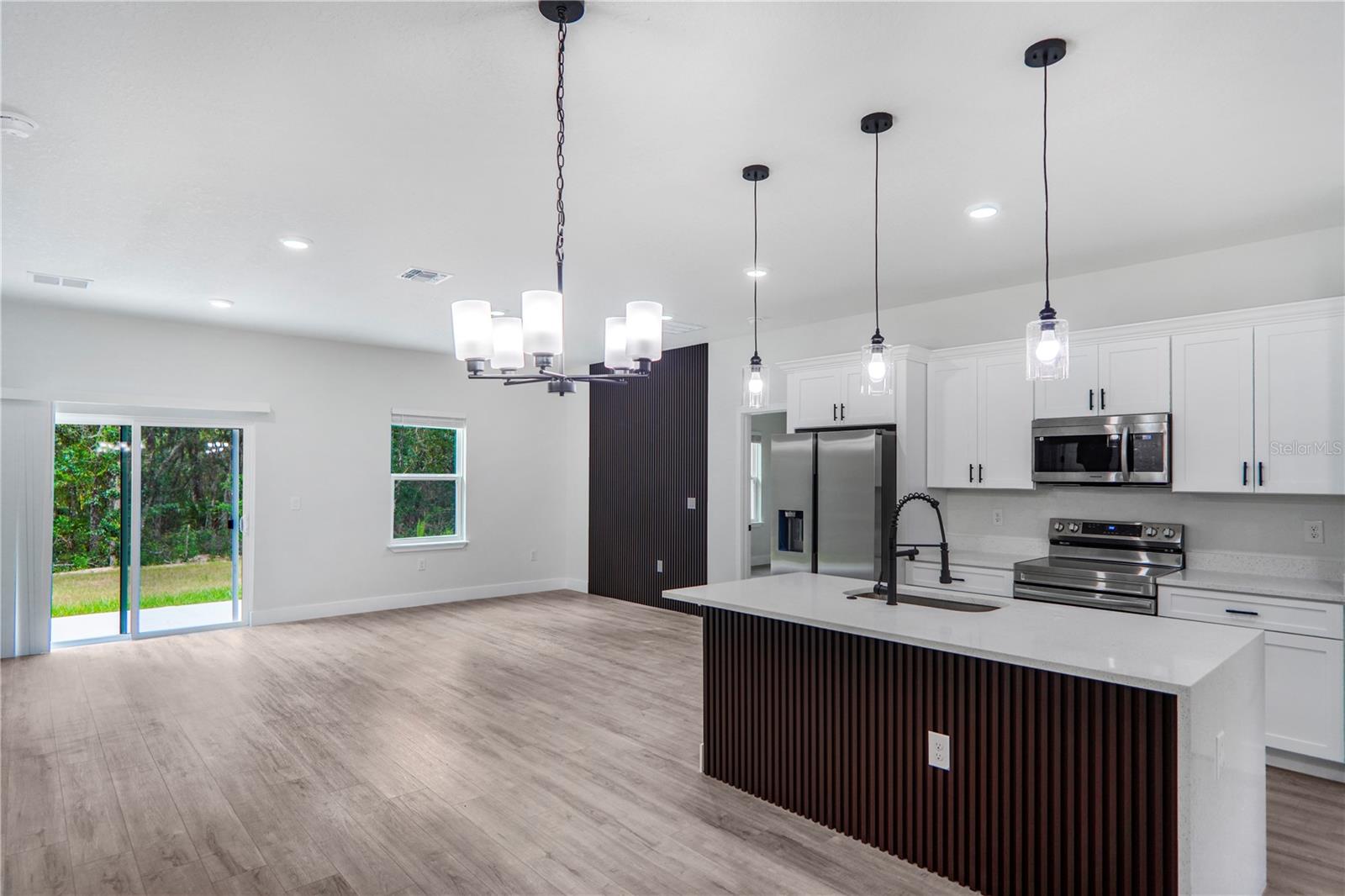 CITRUS SPGS UNIT 07 - Residential