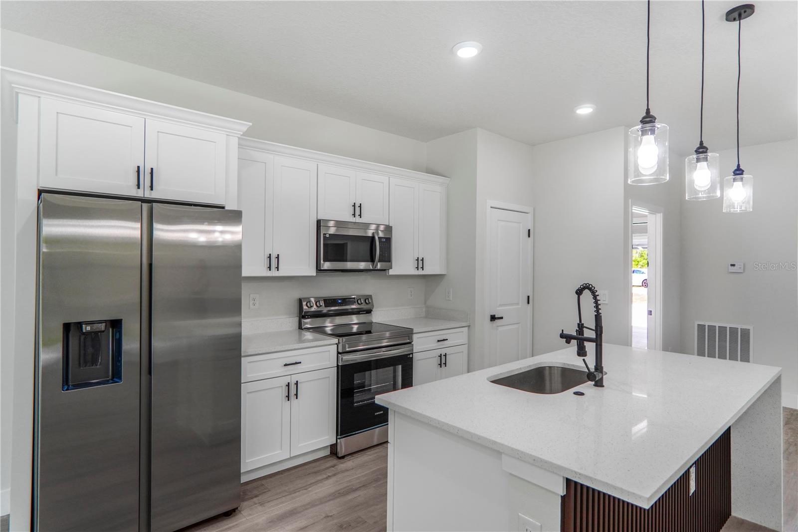 CITRUS SPGS UNIT 07 - Residential