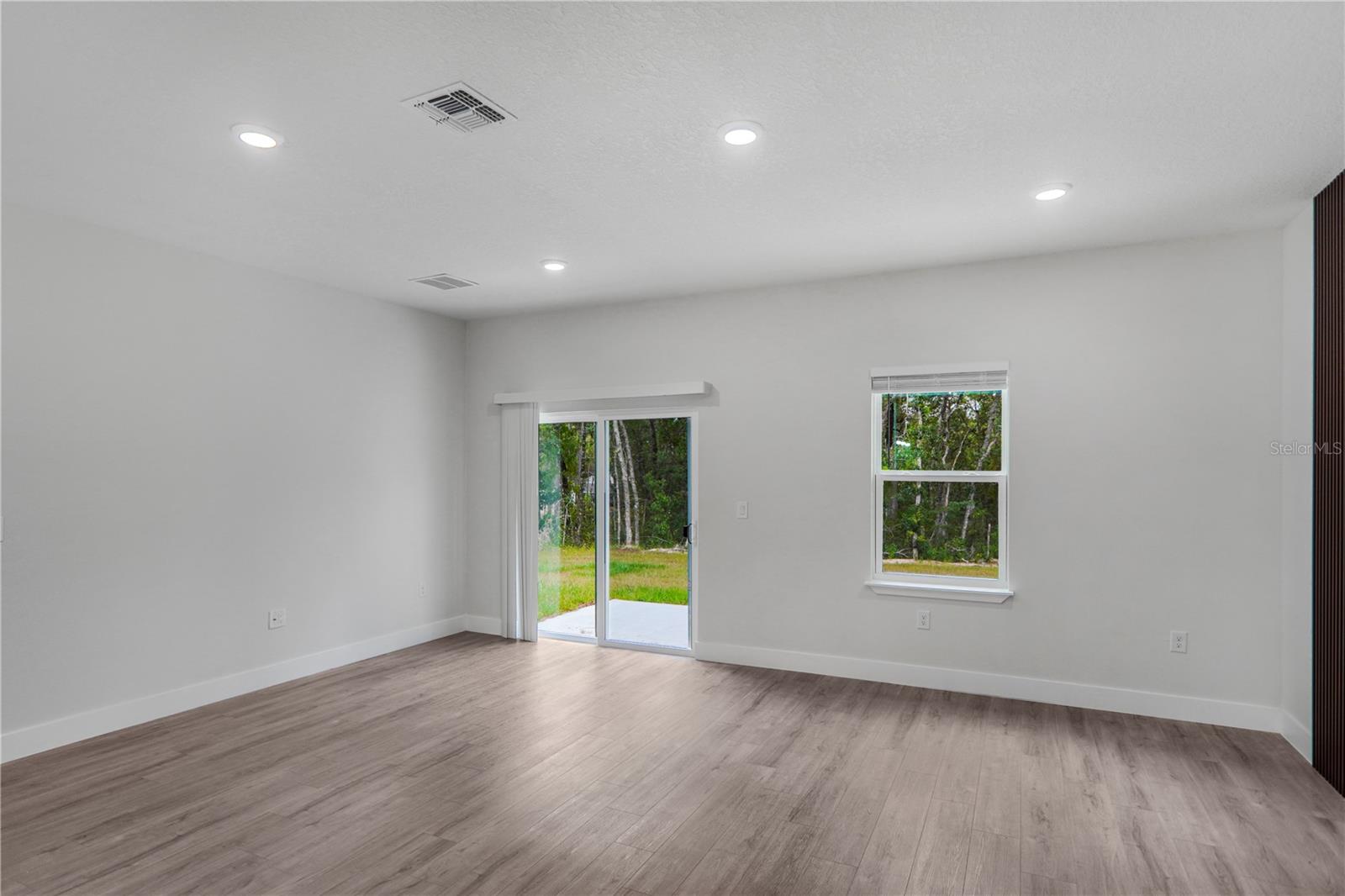 CITRUS SPGS UNIT 07 - Residential