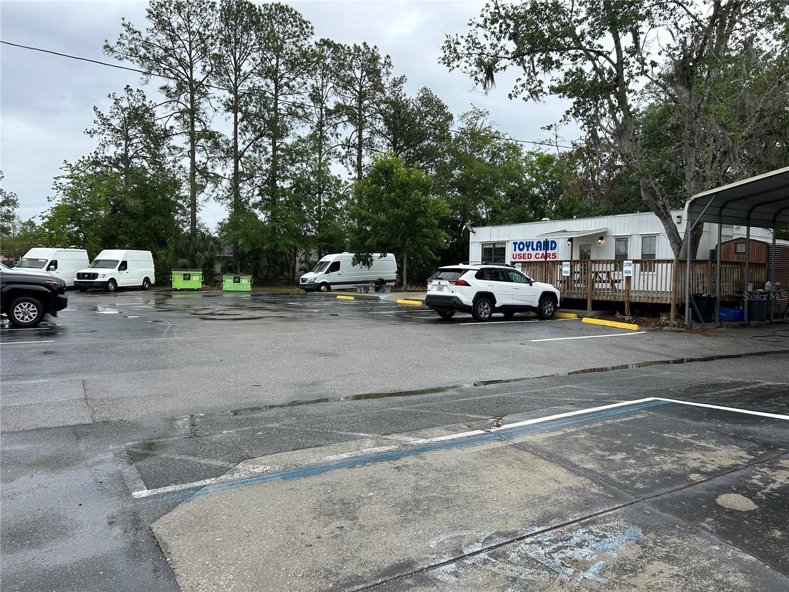 INDUSTRIAL PARK - Commercial Sale