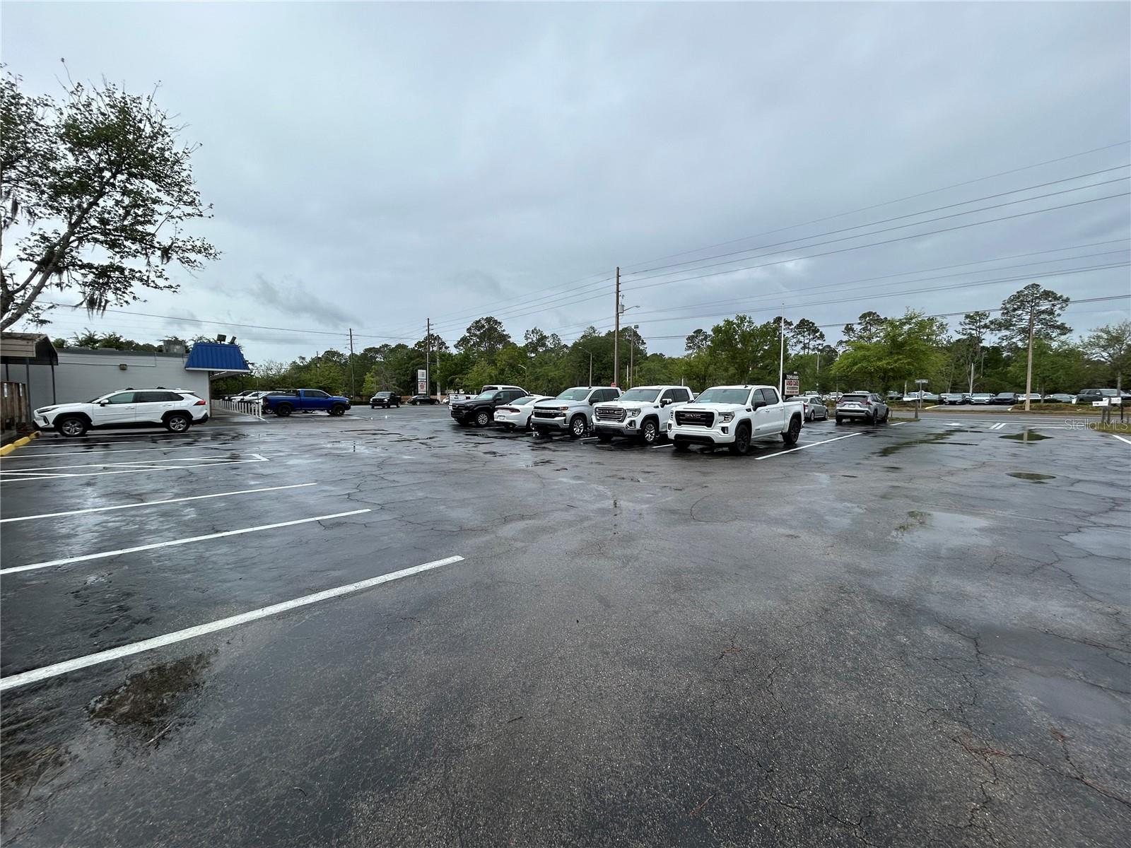 INDUSTRIAL PARK - Commercial Sale