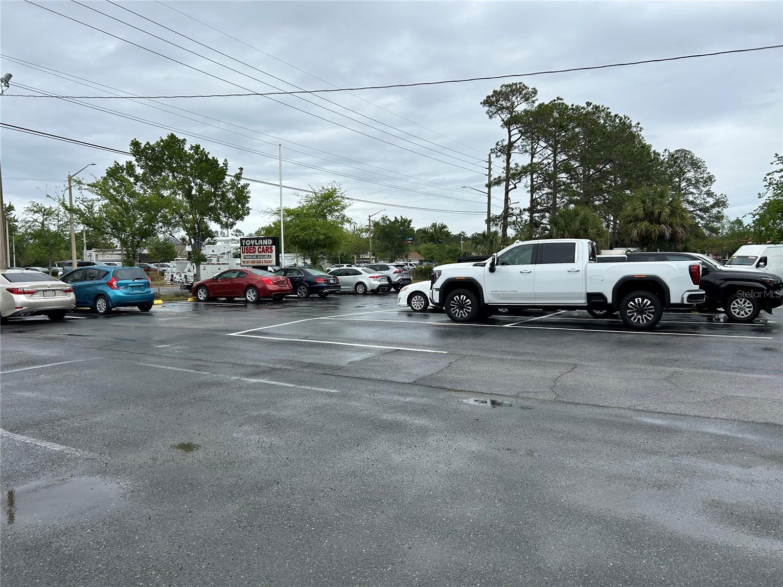 INDUSTRIAL PARK - Commercial Sale