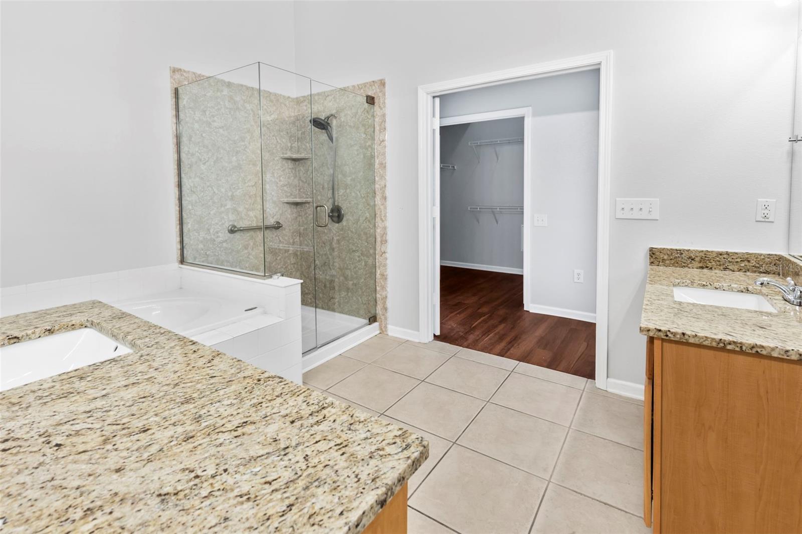 LEXINGTON OAKS VILLAGES 21 & 22 - Residential