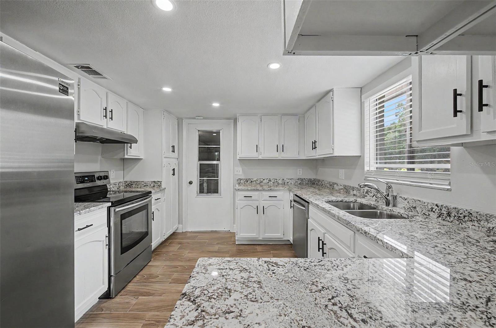 TANGLEWOOD VILLAGE - Residential