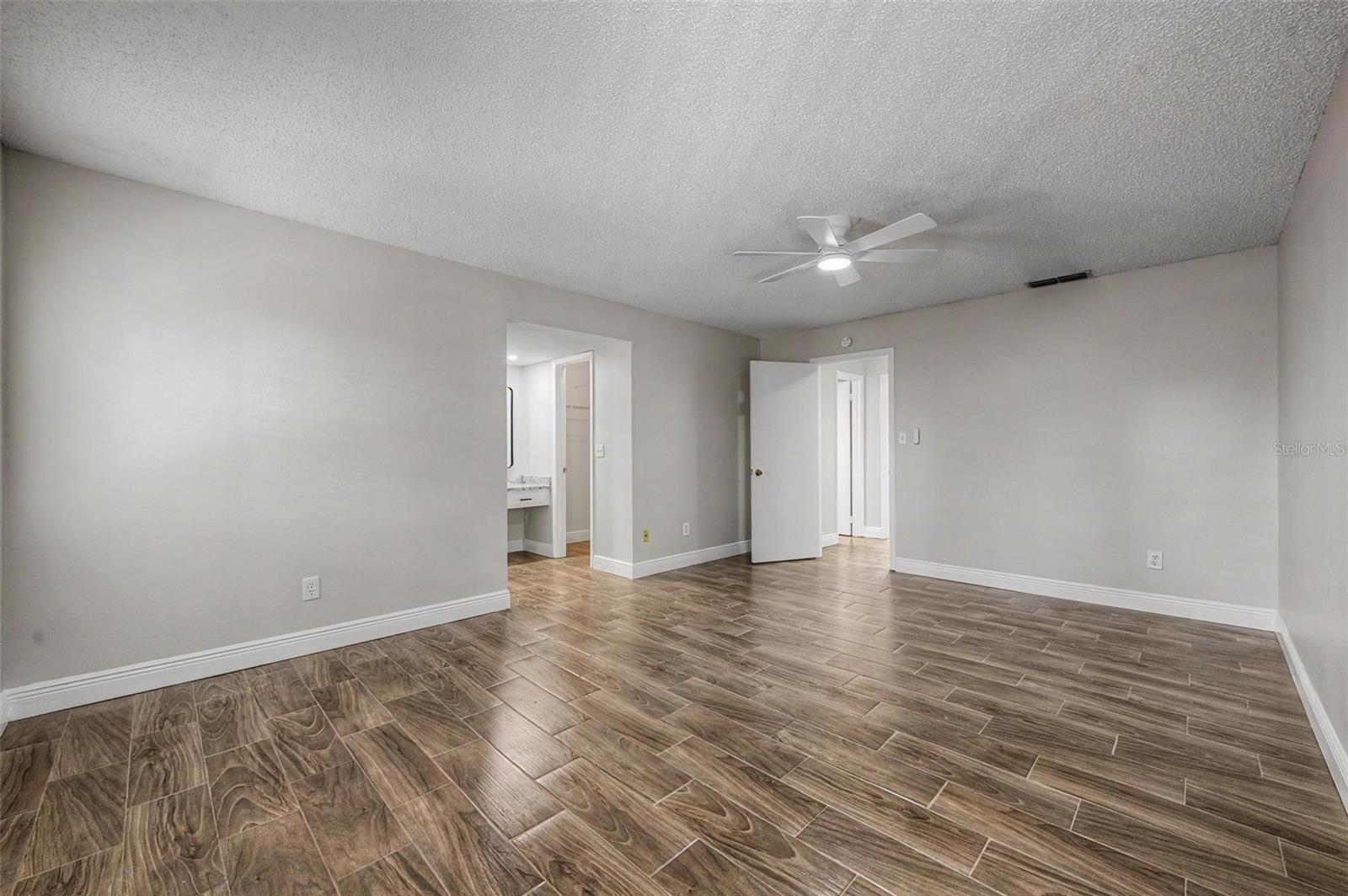 TANGLEWOOD VILLAGE - Residential