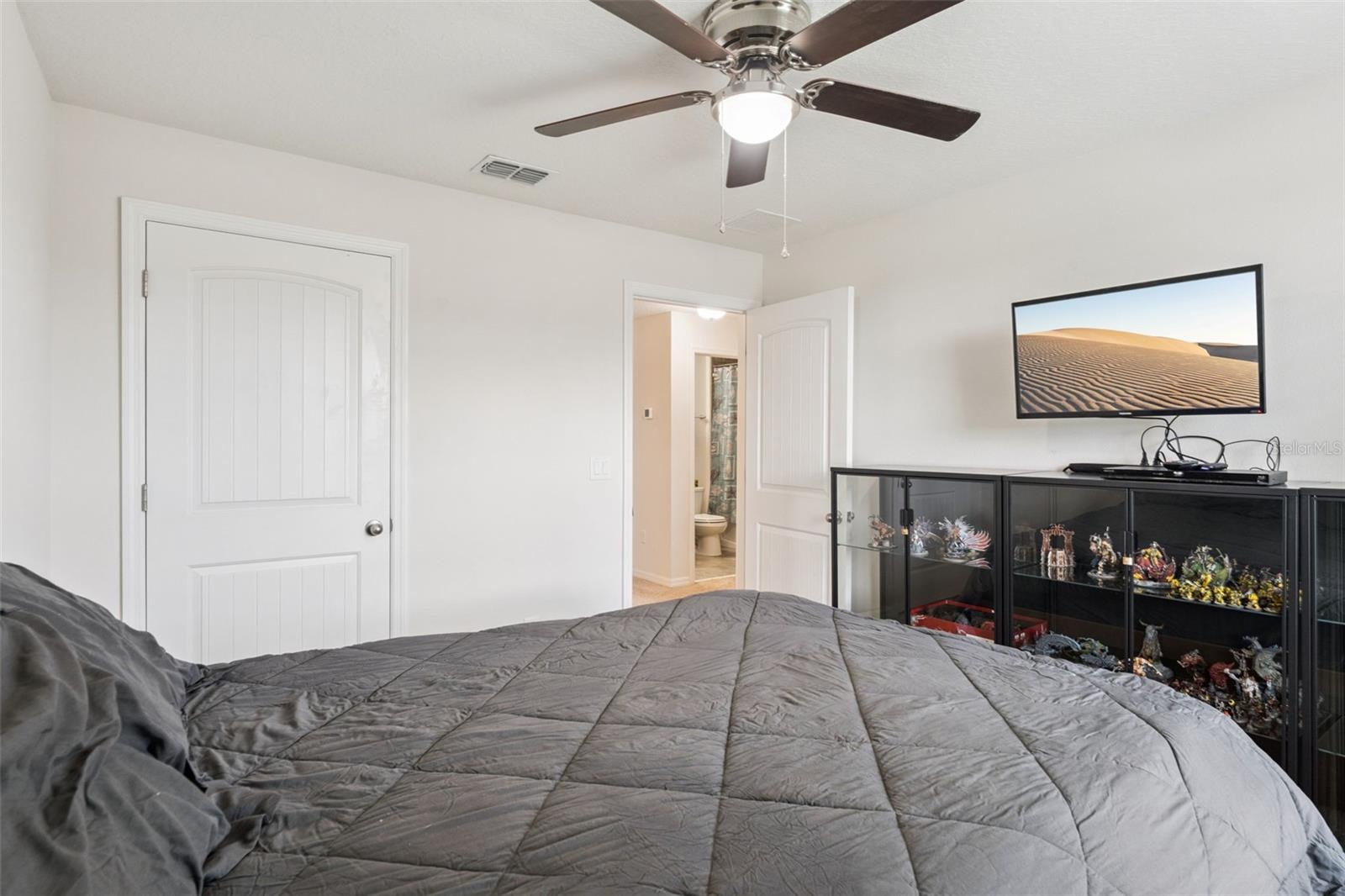 WATERLEIGH PH 2D - Residential