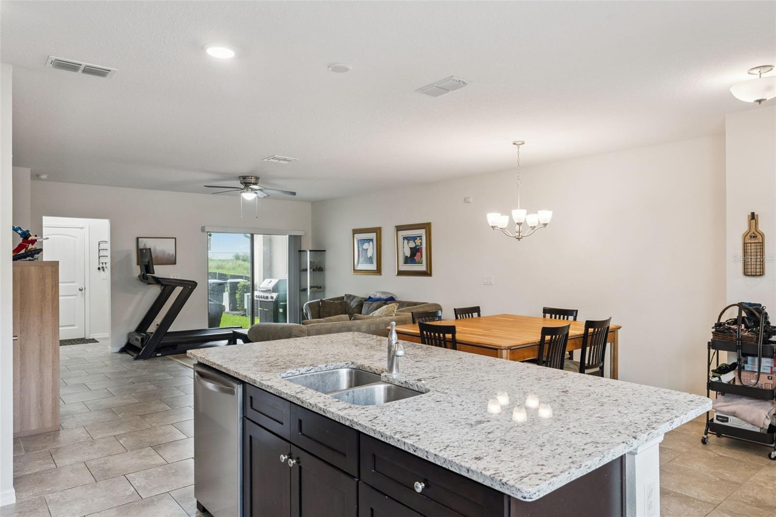 WATERLEIGH PH 2D - Residential