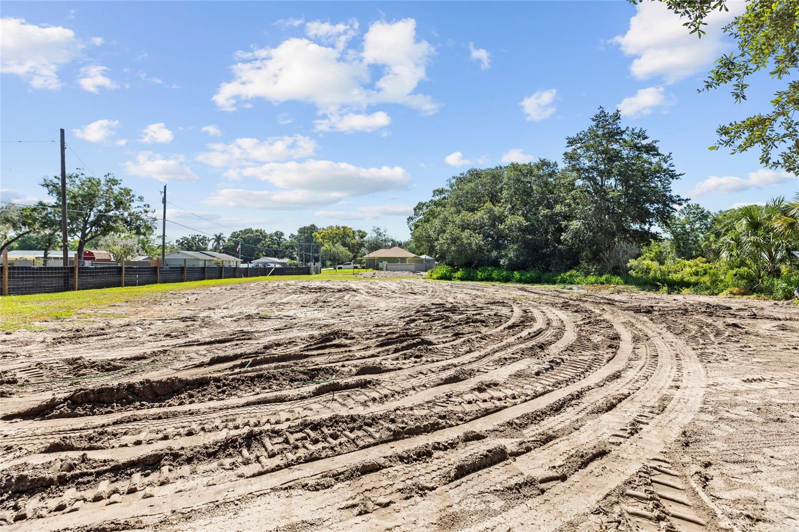 UNPLATTED - Land