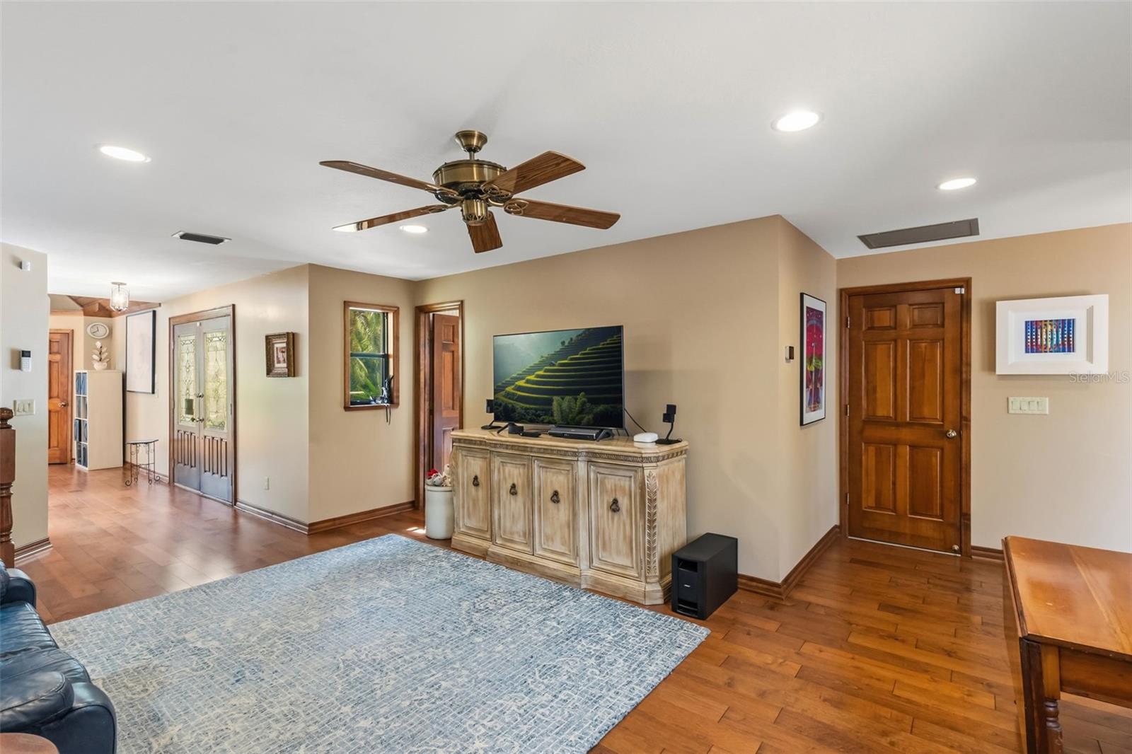 WHITNEY FARMS - Residential